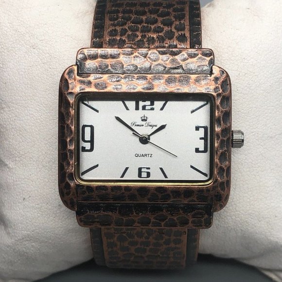 Premier Designs Accessories - 3/$30 Premier Designs Watch Women Bronze Tone Hammered Cuff Band 6.25"